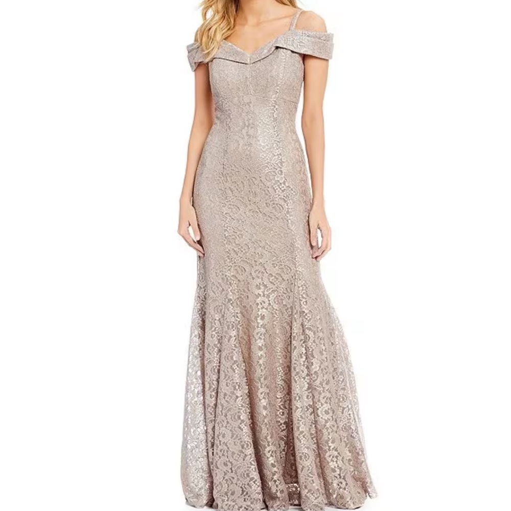 Size 6 R&M Richards off the shoulder ball gown from Dillards. Worn once! - Picture 3 of 5